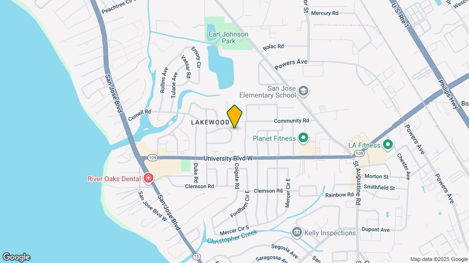 5517 Lakewood Cir E Map and Location Details
