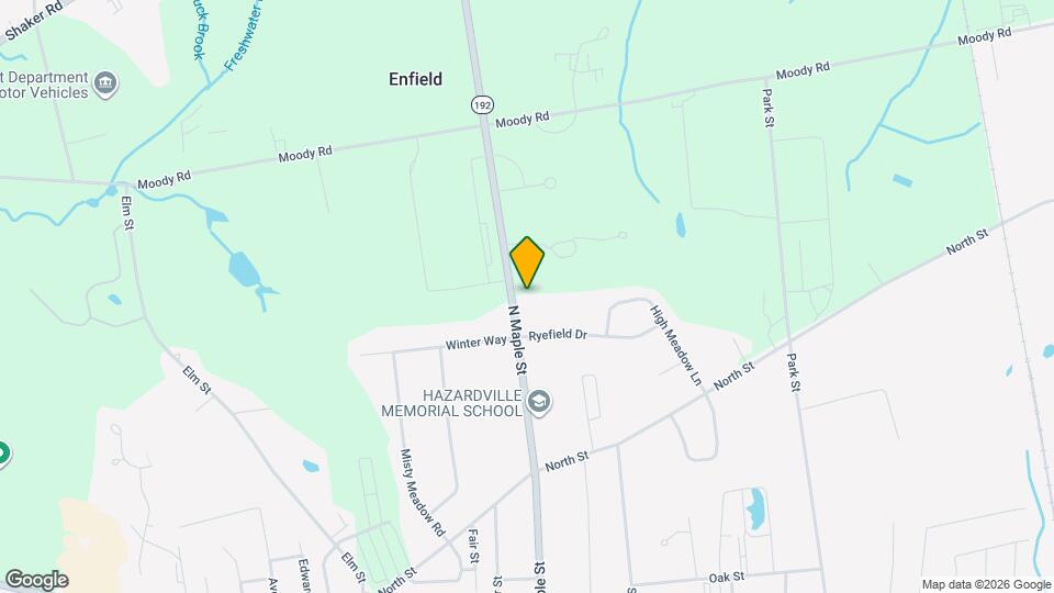 94 N Maple St, Unit 94 North Maple 2nd Floor Mapa y Detalles de la Ubicación