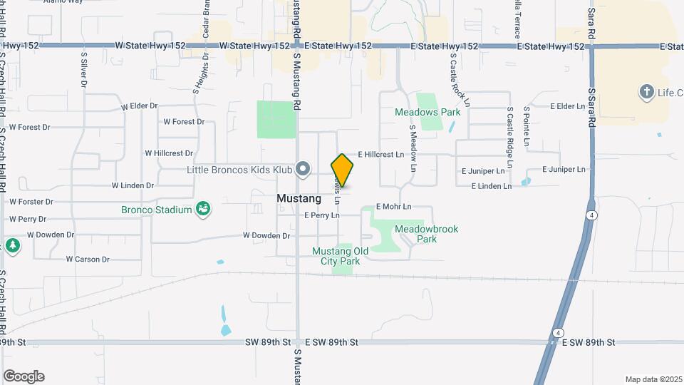 211 E Forster Ln Map and Location Details