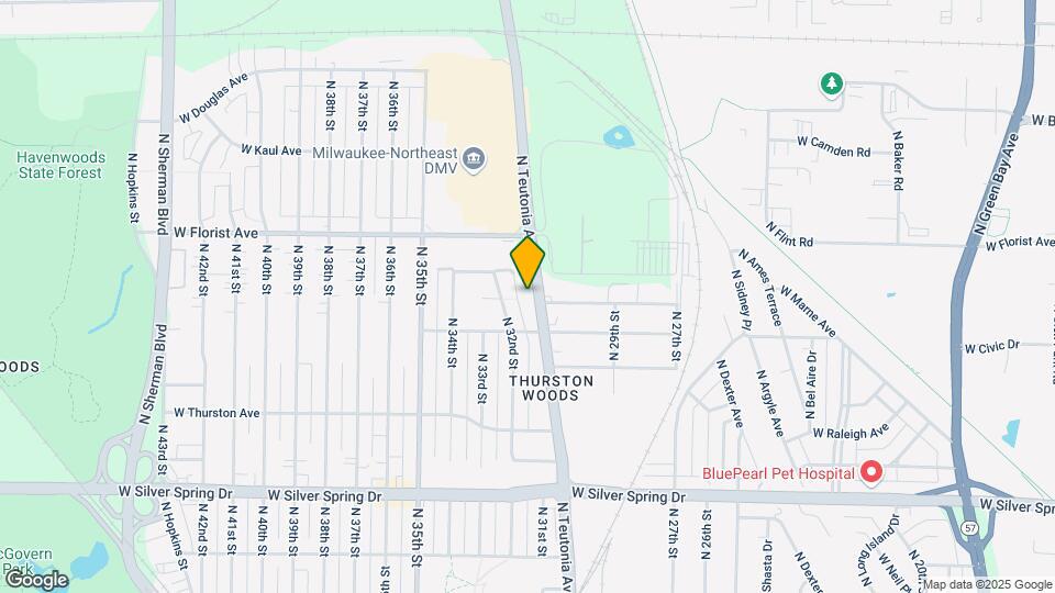 5909 N Teutonia Ave Map and Location Details