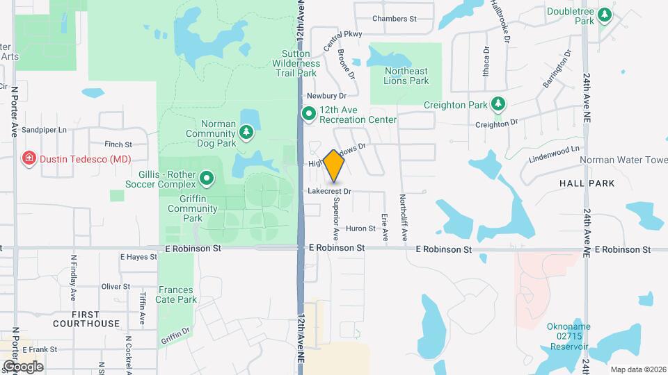 1305 Lakecrest Dr Photo