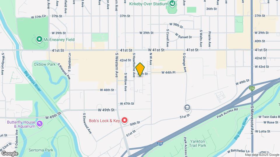 3709 S Glendale Ave Map and Location Details