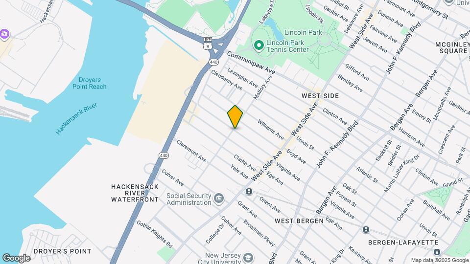 130 Mallory Ave, Unit 401 Mapa y Detalles de la Ubicación