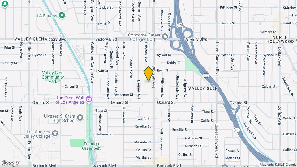 6115 Whitsett Ave Map and Location Details