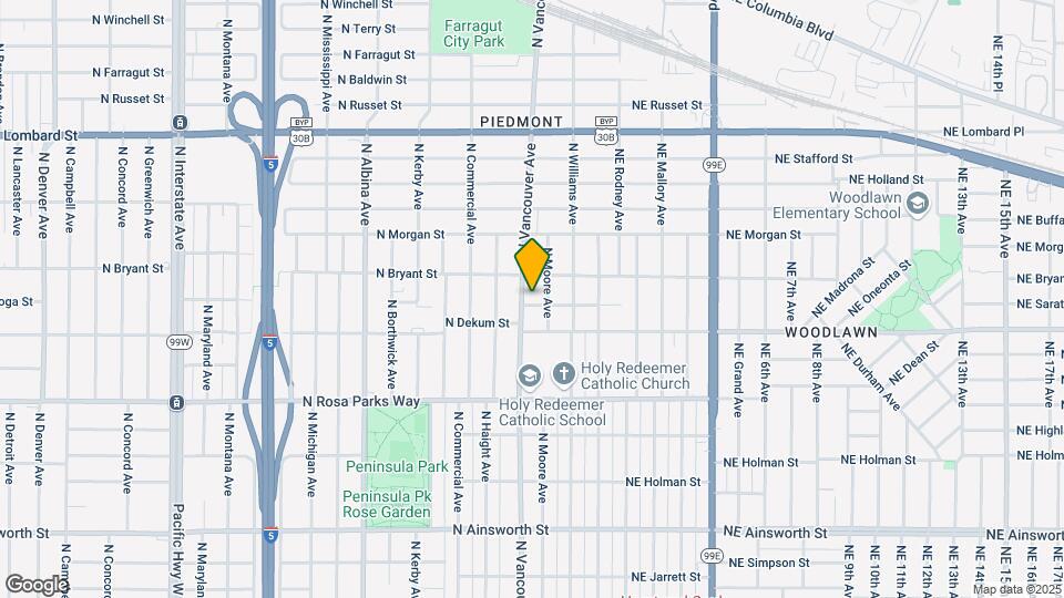 6906 N Vancouver Ave Map and Location Details
