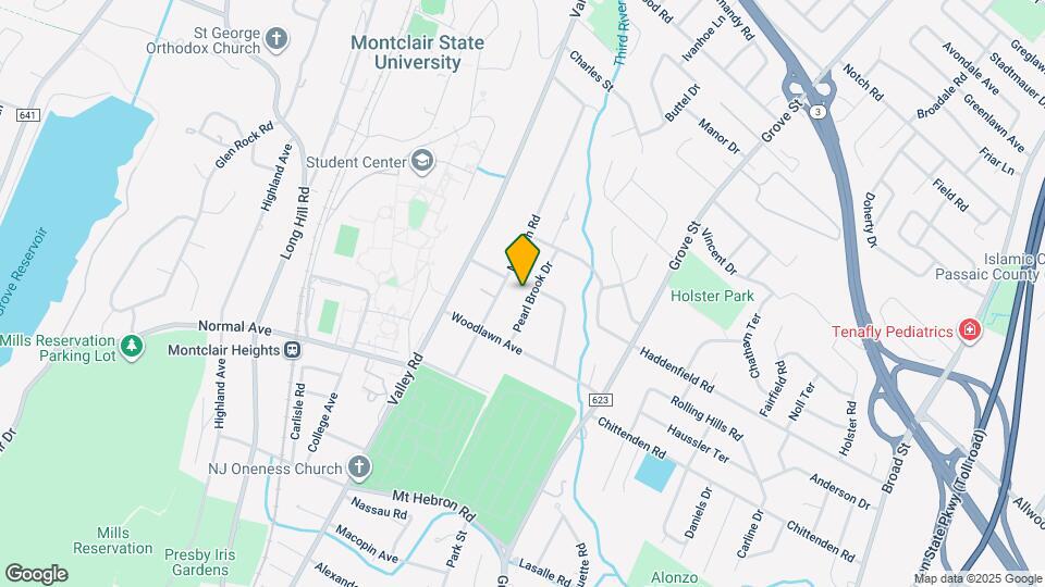 104 Pebble Brook Dr Map and Location Details