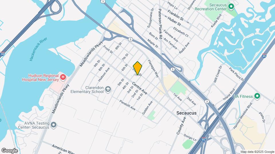 775 3rd St Mapa y Detalles de la Ubicación