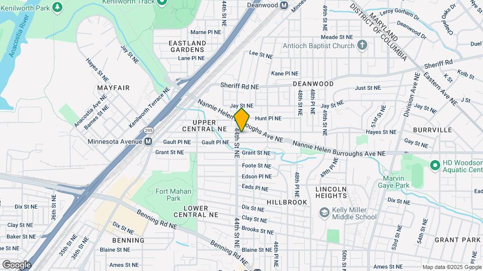 4405 Hayes St NE Map and Location Details