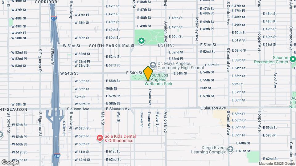 372 E 55th St Map and Location Details