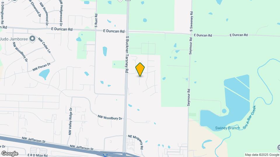 1423 NE Mary Ct Map and Location Details