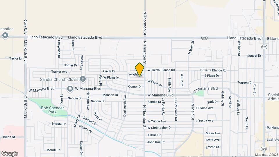 810 W Plaza Dr Map and Location Details