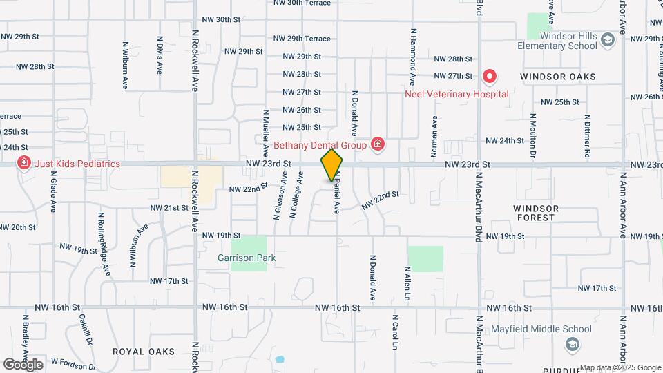 2321 N Peniel Ave Mapa y Detalles de la Ubicación