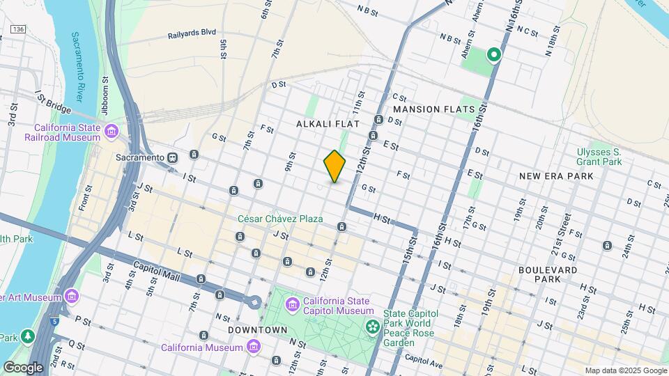 715 11th St Map and Location Details