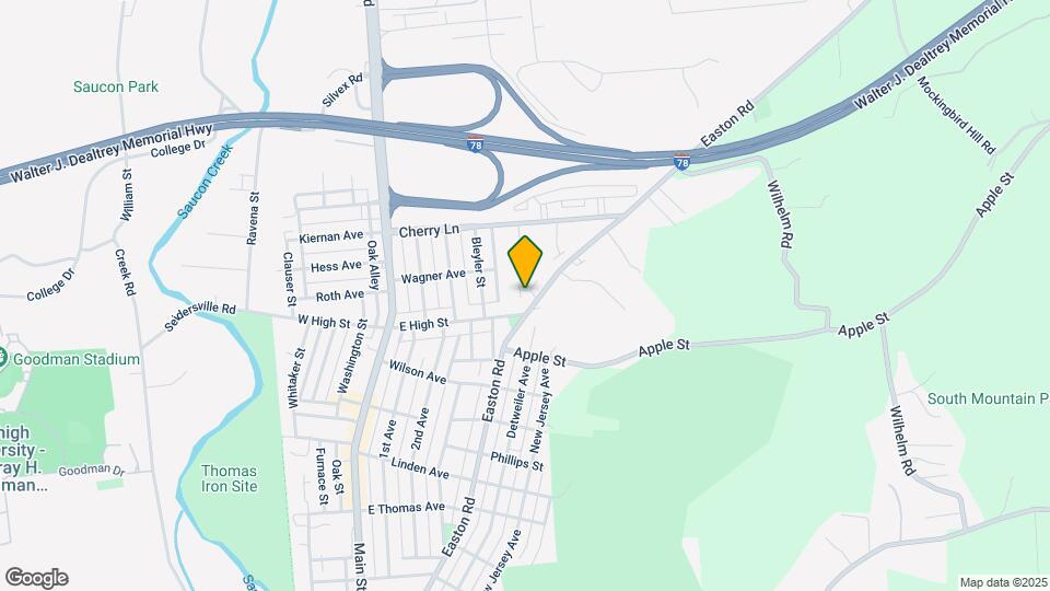 304 Stonewood Ln Map and Location Details