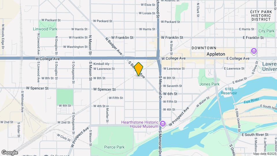 826 W 8th St Map and Location Details