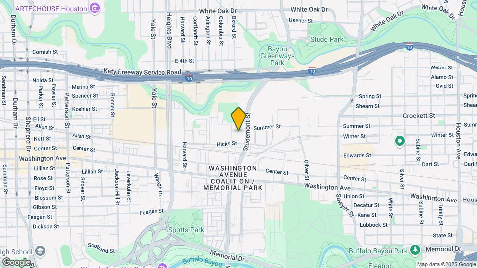 3030 Summer St Map and Location Details