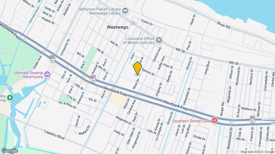 824 West Dr Map and Location Details