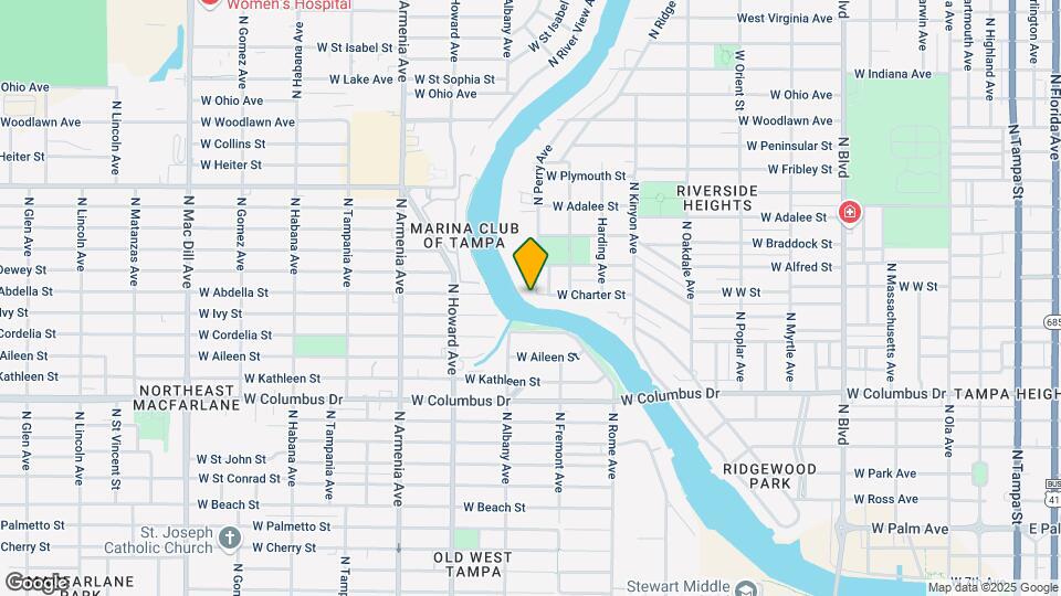 2904 N Shoreview Pl Map and Location Details