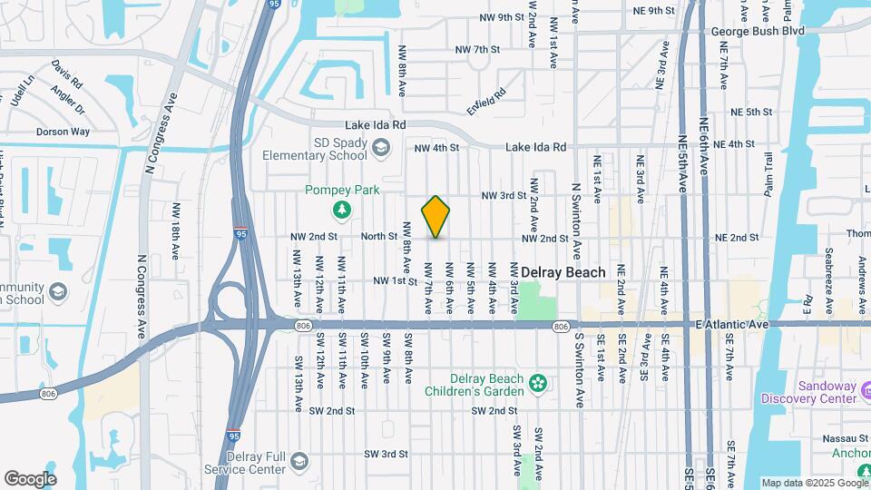 614 NW 2nd St Map and Location Details