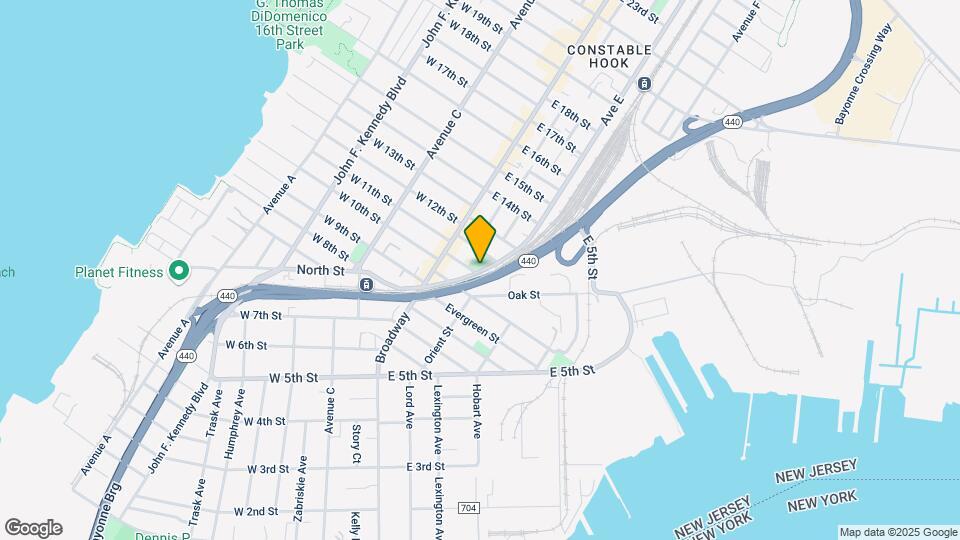 235 Avenue E, Unit 3F Map and Location Details