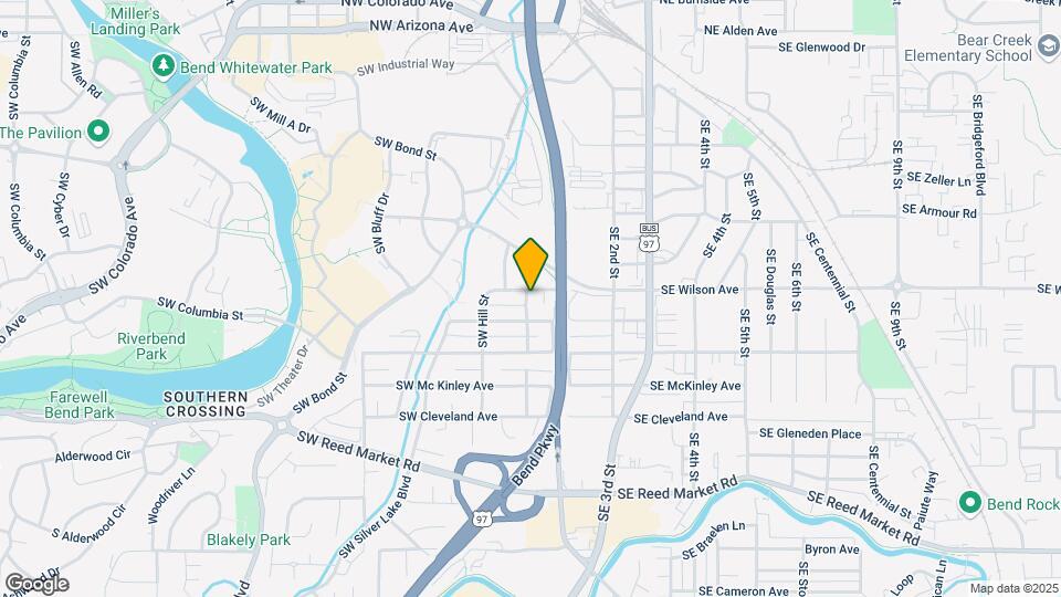 612 SW Pelton Pl Map and Location Details