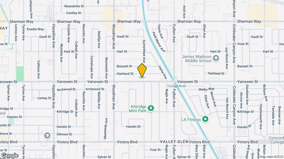 13511 Vanowen St Map and Location Details