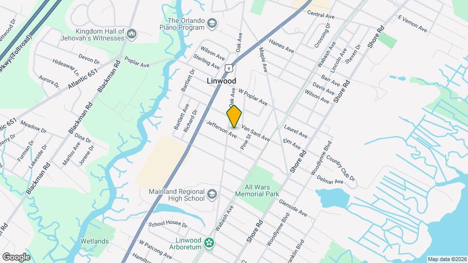 318 Jefferson Ave Map and Location Details