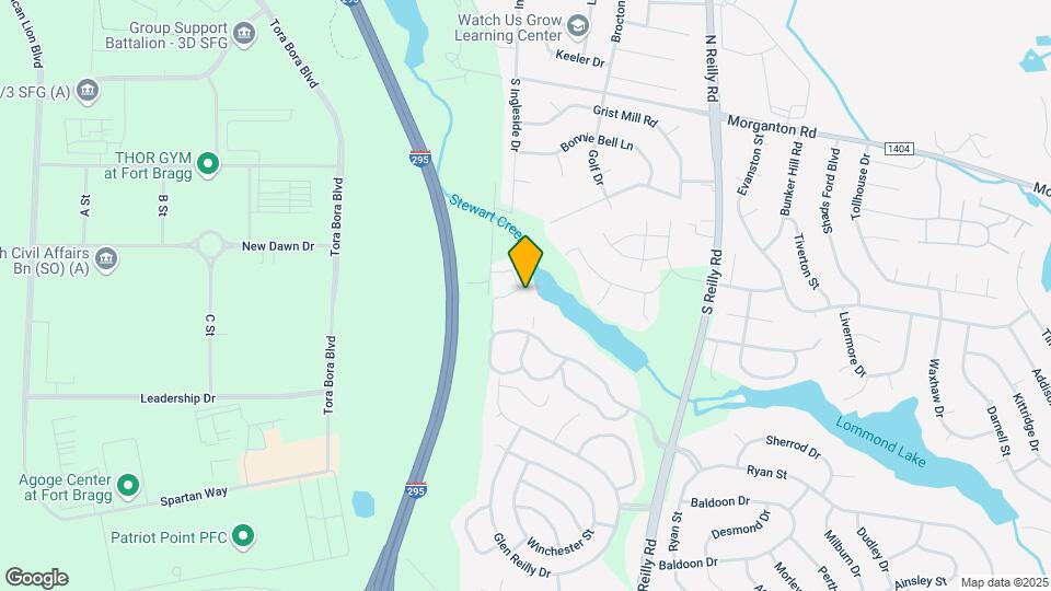 950 Stewarts Creek Dr Map and Location Details