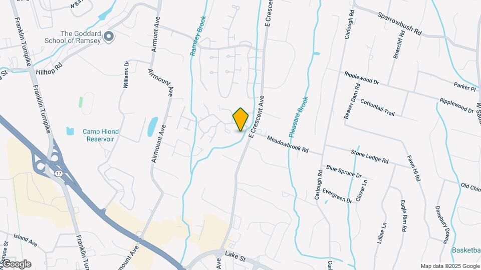 372 Cambridge Dr Map and Location Details