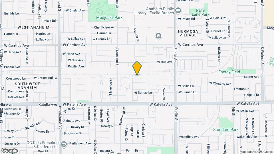 1831 W Crestwood Ln Map and Location Details