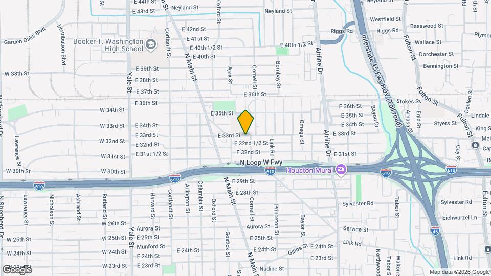 724 E 33rd St Map and Location Details