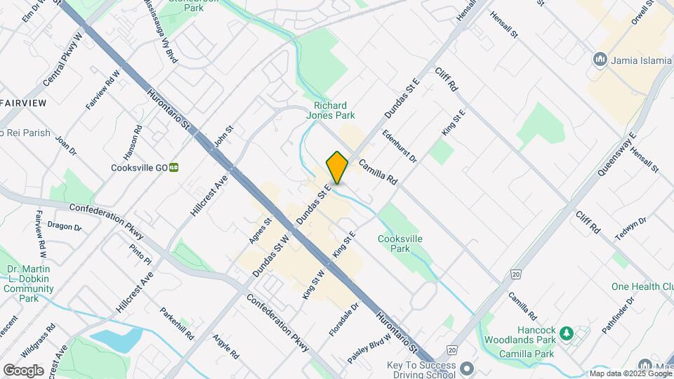 86 Dundas St E Map and Location Details