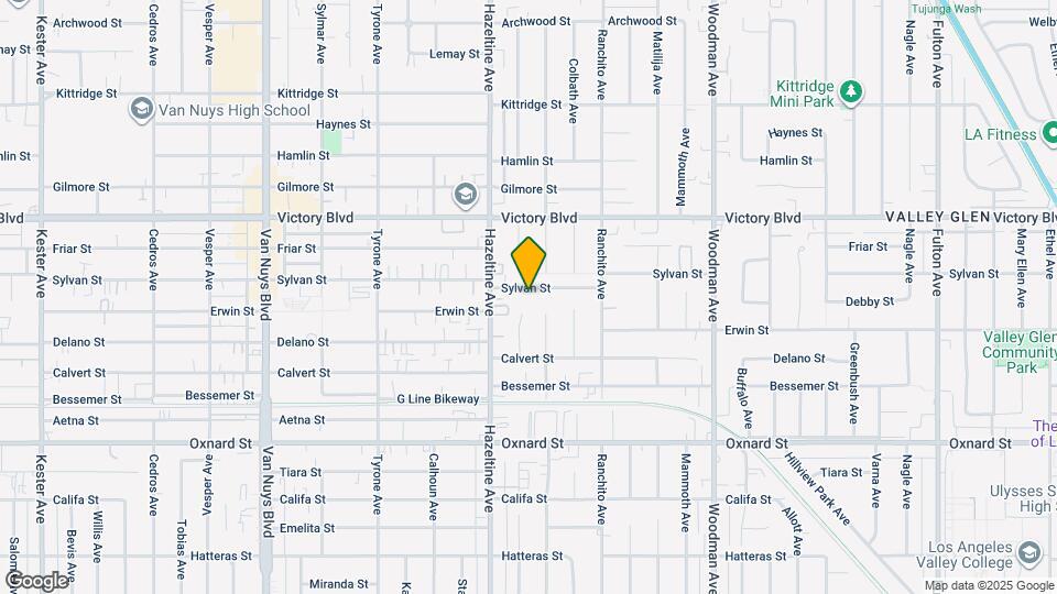 14016 Sylvan St Map and Location Details