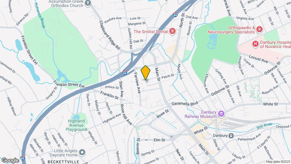 8 Smith St Map and Location Details