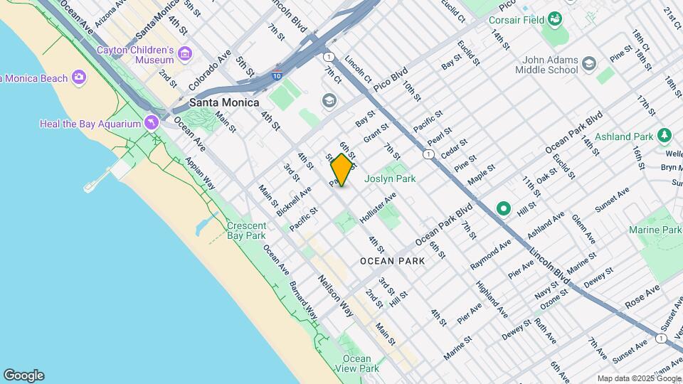 2219-2221 4th St Mapa y Detalles de la Ubicación