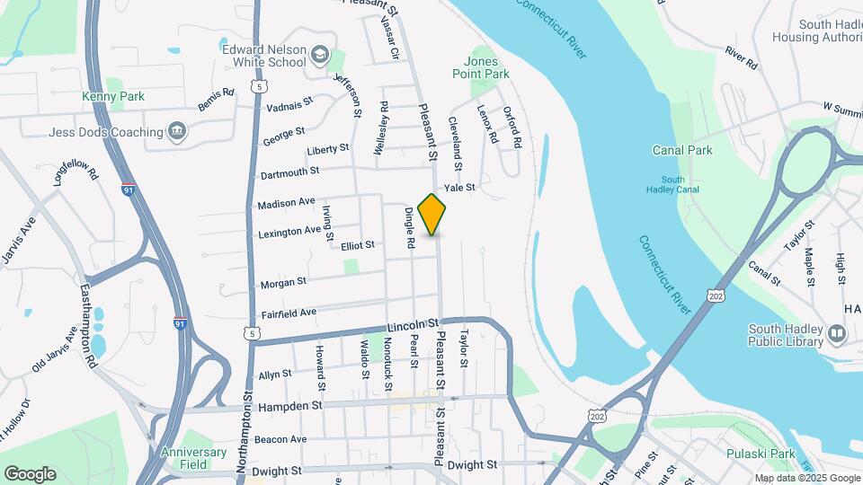 271-273-273 Pleasant St Map and Location Details