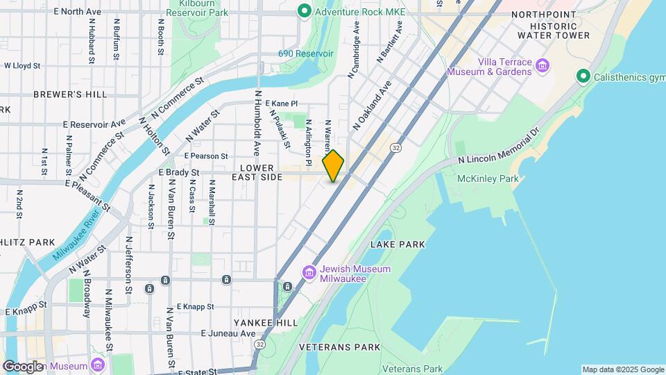 1639 N Farwell Ave Mapa y Detalles de la Ubicación