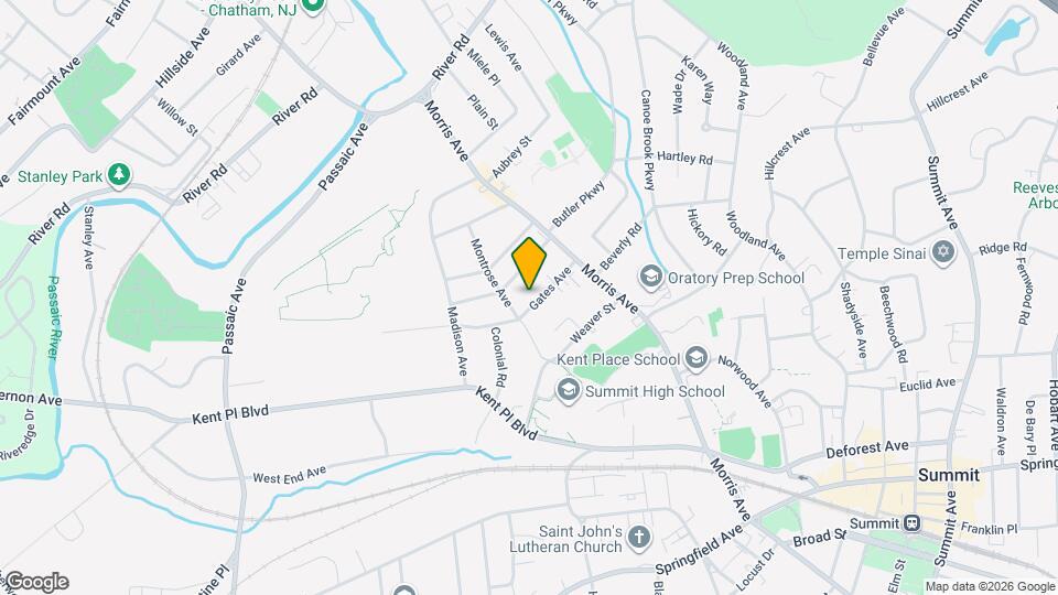 23 Gates Ave Map and Location Details