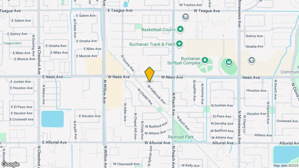 553 W Fallbrook Ave Map and Location Details