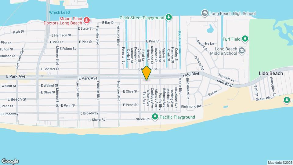 715 E Walnut St Map and Location Details