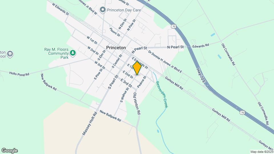 205 S Walnut St Map and Location Details