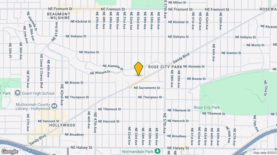 5246-5308 NE Wistaria Dr Mapa y Detalles de la Ubicación