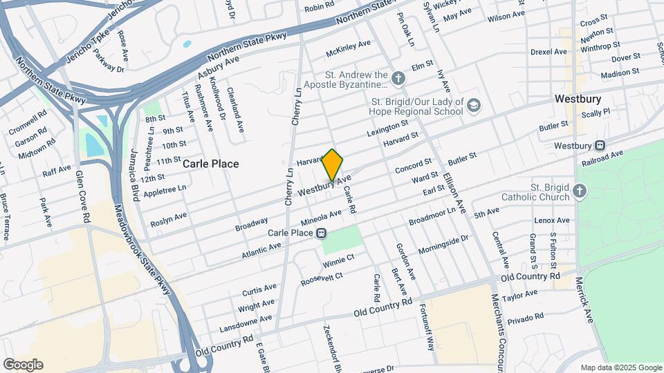 576 Westbury Ave Map and Location Details