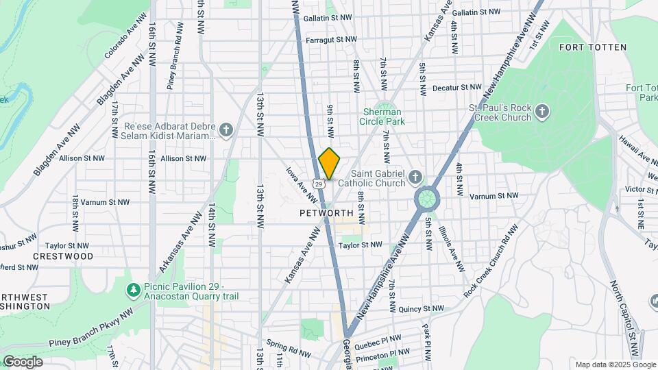 902 Webster St NW Mapa y Detalles de la Ubicación