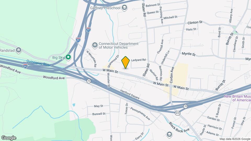 923 W Main St Map and Location Details