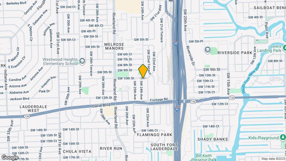 1004 SW 24th Ave Map and Location Details