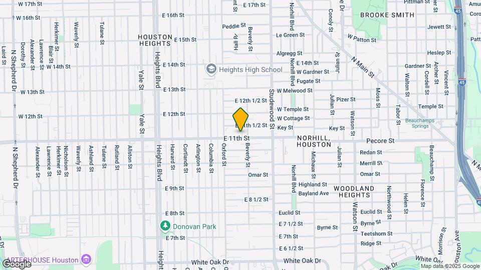 633 E 11th St Map and Location Details