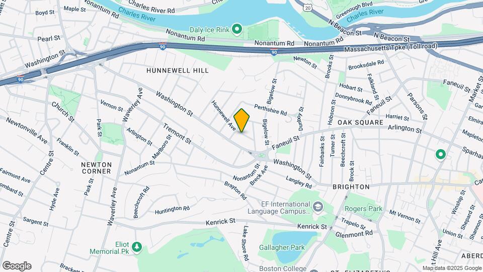 22 Hunnewell Ave, Unit 1 Map and Location Details