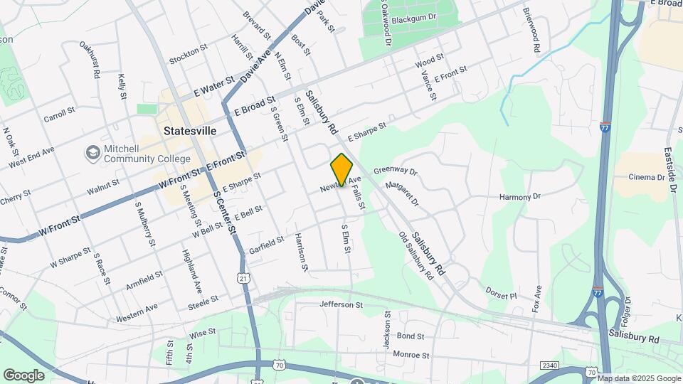 511 S Elm St Map and Location Details