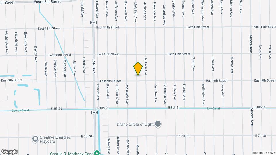 902 McArthur Ave Map and Location Details